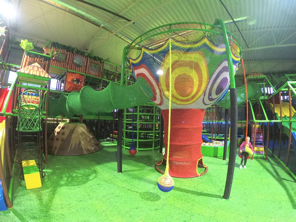 FlySky park rozrywki Kielce - trampoliny