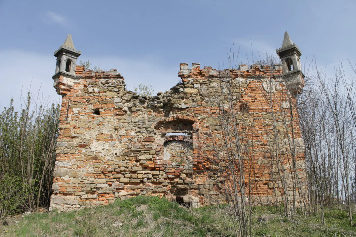 Pałac Karskich we Włostowie