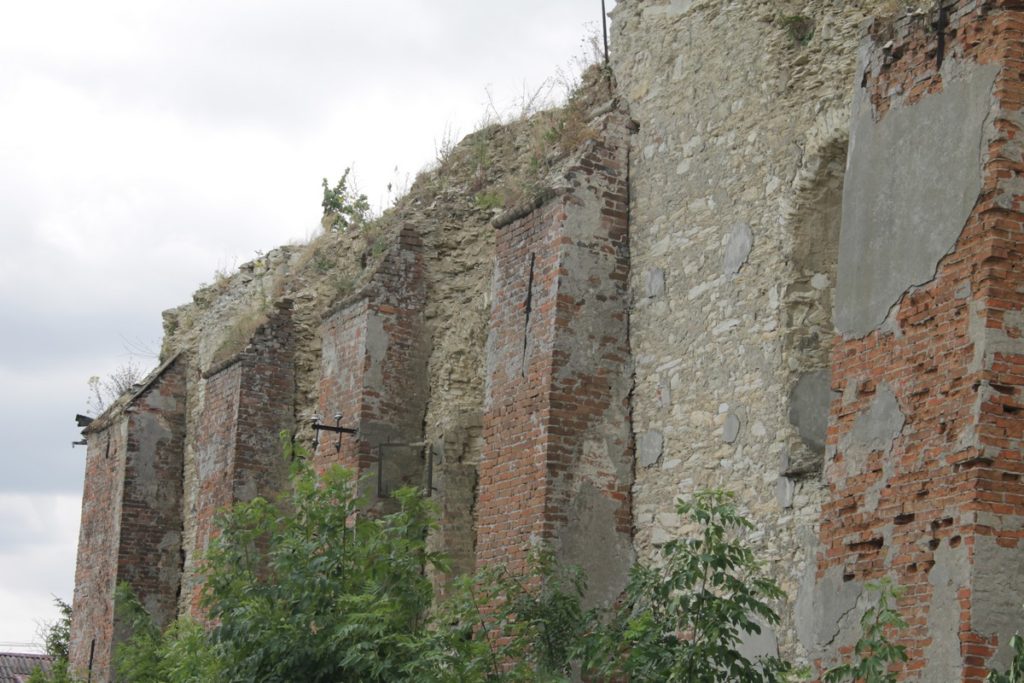 Ruiny synagogi w Wodzisławiu