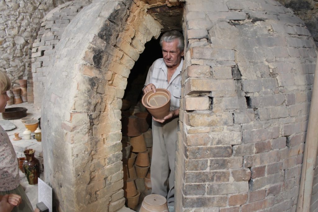 Ośrodek Tradycji Garncarstwa w Chałupkach