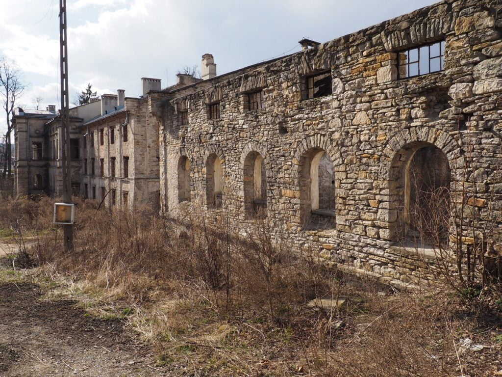 Pałac Schoenbergów w Wąchocku