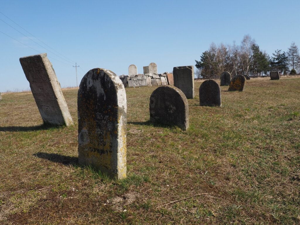 cmentarz żydowski w Chmielniku