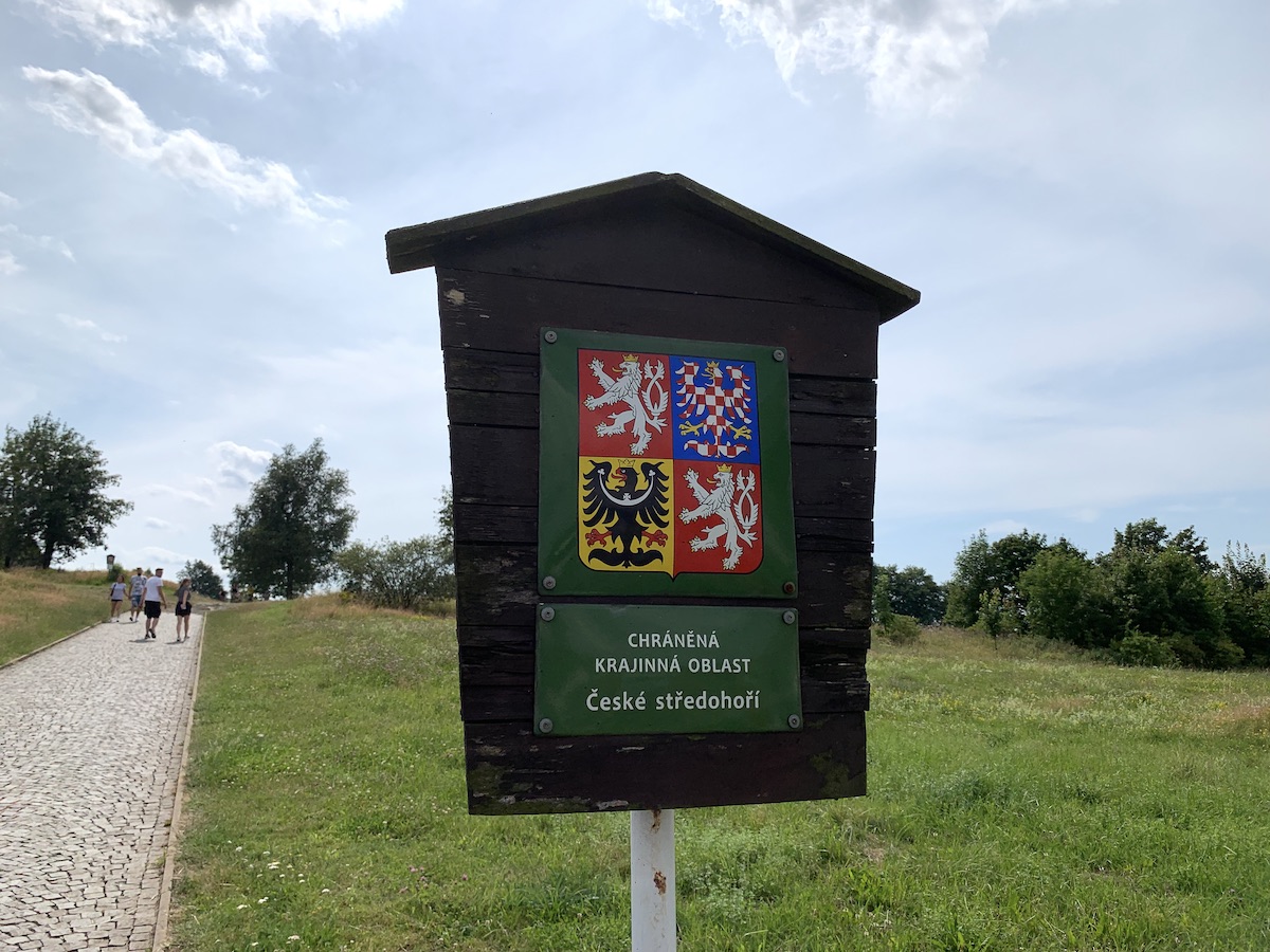Pańska Skała (Panská skála) – Narodowy Pomnik Przyrody