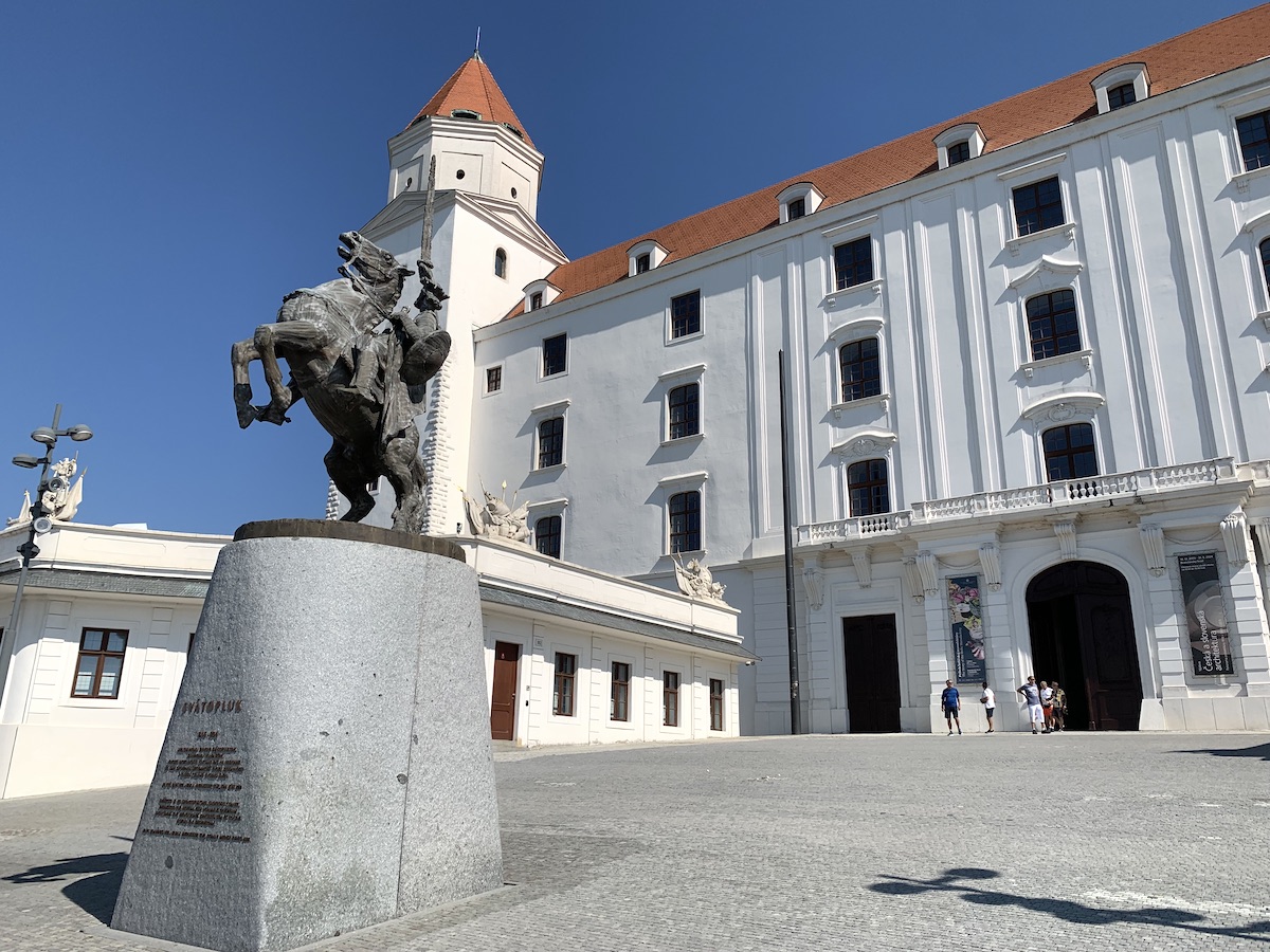 Zamek w Bratysławie – strażnik stolicy Słowacji