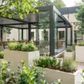 Sheraton Grand Krakow zaprasza do letniego rytmu miasta. Rusza letnia przestrzeń Sheraton Summer Garden